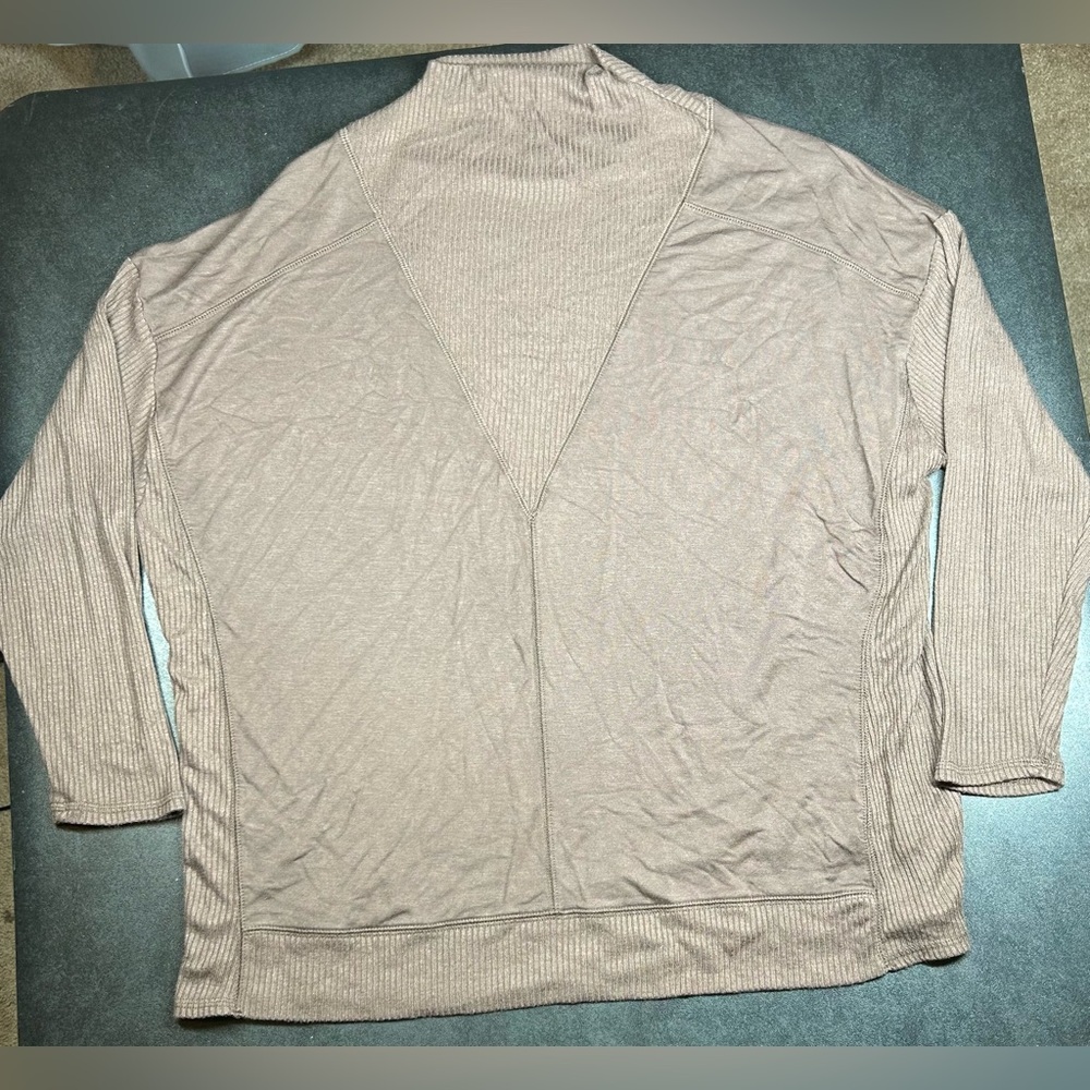 BKE by Buckle Women’s Size L Ribbed Brown High Neck Lightweight Sweater